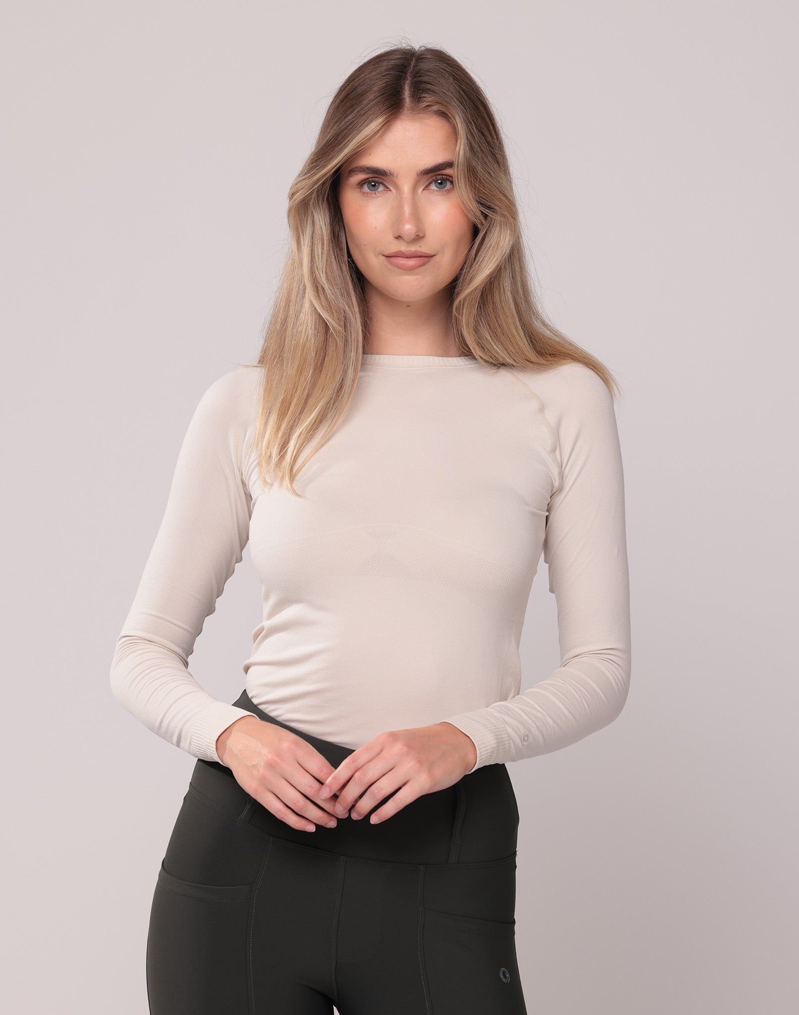 Ela Seamless Long Sleeve - Sand